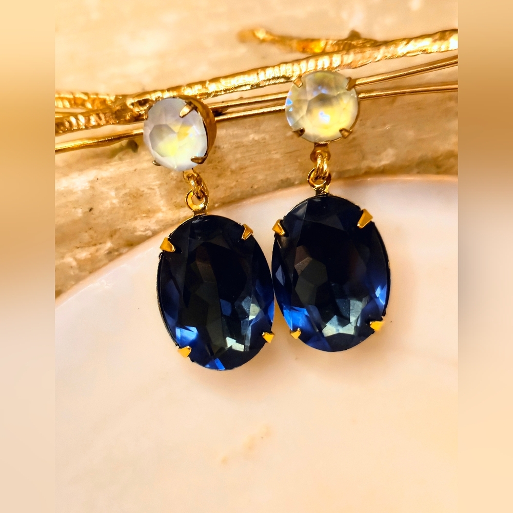 Superior Minimalist Tanzanite Hue & Powder Blue Contrasting In Gold P Earrings